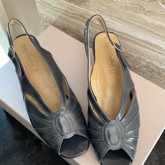 Womens heels - Picture 2 of 5